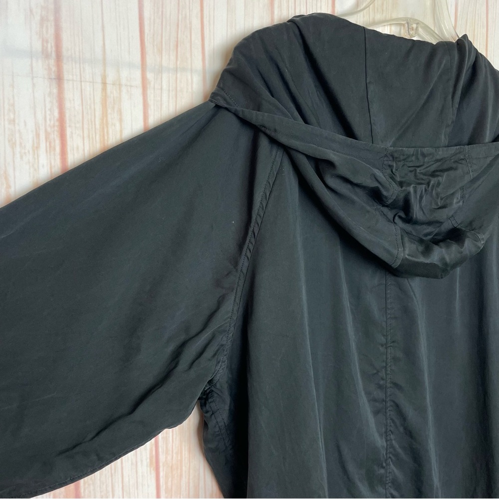 Black Hooded Pullover Jacket - Picture 9 of 11